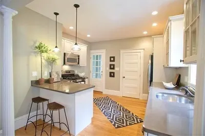 31 Paulina St #2