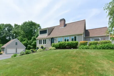 22 Bond Hollow Rd 1