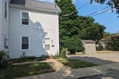 33 Merrill St #2