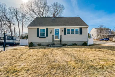 17 Heroult Rd