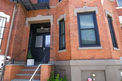 134 Warren St #2