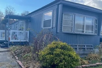 22 2nd Ave 1