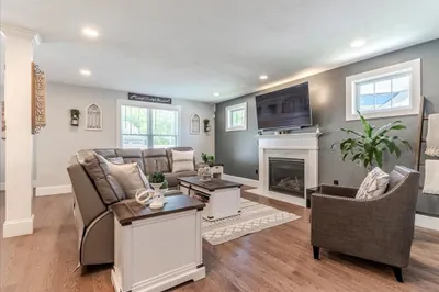 9 Rosewood Dr 1