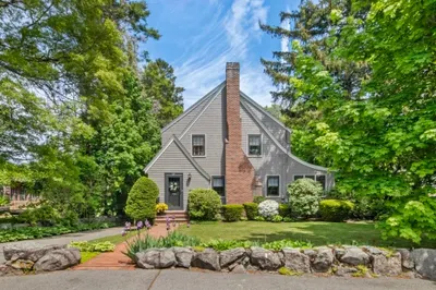 37 Cedar St 1