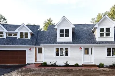 50 Mullins Ave 1