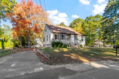 24 Faulkner Ave 1