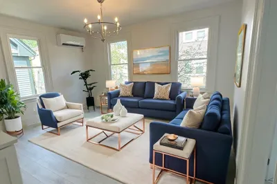 32 Andrew St #2