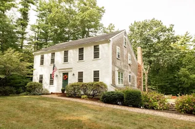 110 Keene St 1