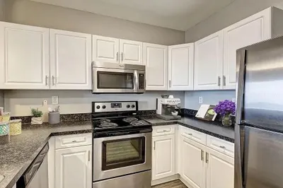 1 Cityview Ln #805
