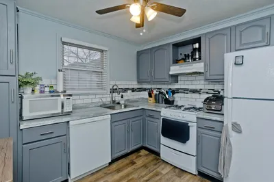481 Cold Spring Ave #2B (4)
