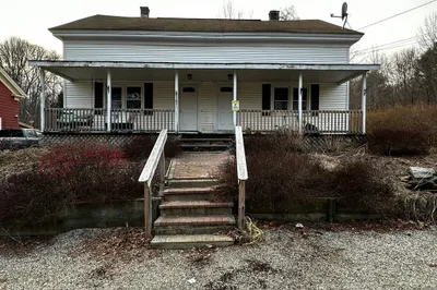 12 Church St