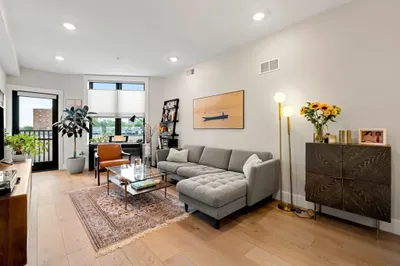 305 Webster Ave #406