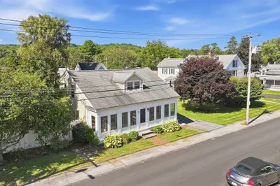 9 Waters St 1