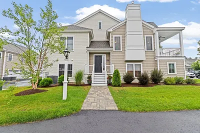 2 Mountain Laurel Way 1