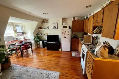 12 E Springfield #4