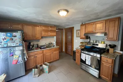 85 Beacon St #2