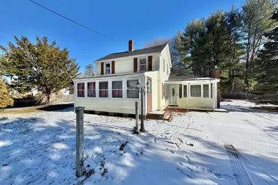 28 Boston Rd