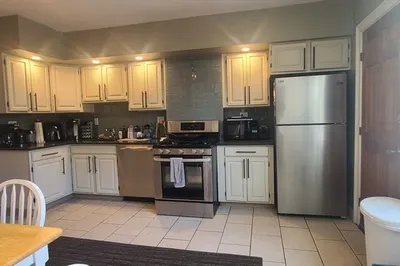 42 N St ##2