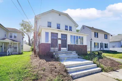 2175-2177 Main St