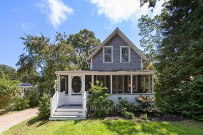 6 Taunton Avenue 1