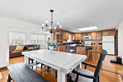208 Mann Lot Rd