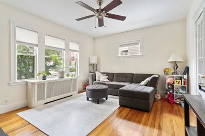 18 Saint Peter St 1