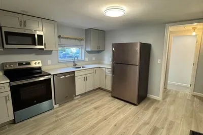 21 N Main St #1 1