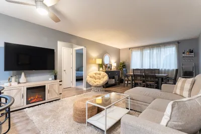 121 Bailey St #F52 1