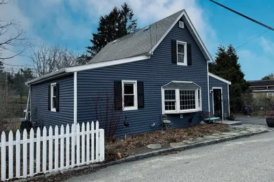 9 S Pond Rd 1