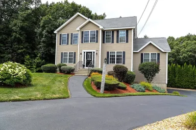 25 Flying Rock Rd 1