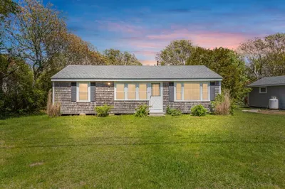 23 Balsam St