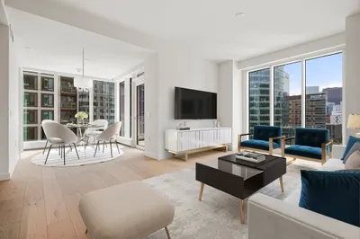 150 Seaport Blvd #10B