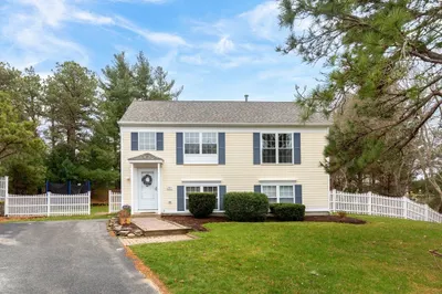 291 Raymond Rd 1