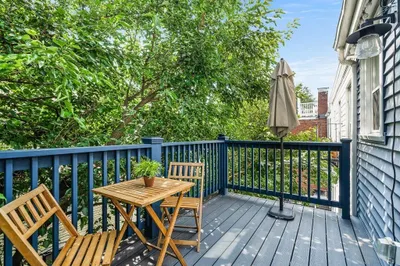 71 Webster St #3