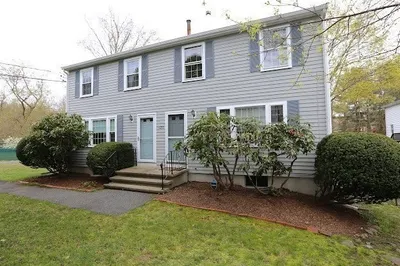 120 Massasoit St #1 1
