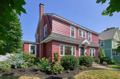 26 Monroe Avenue