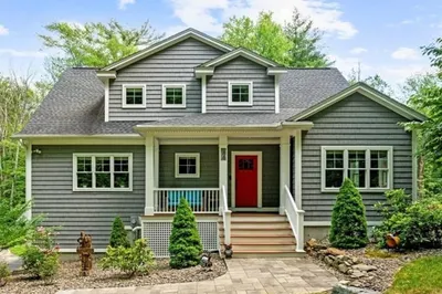 86 Lyman Rd 1