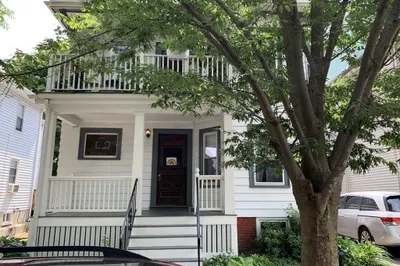 26 Cambria St #1