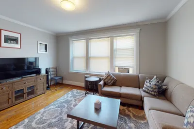 42 Longwood Ave #5