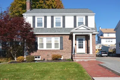 10 Pilgrim Rd 1