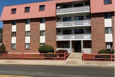 141 Pierce St #36