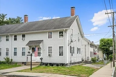 35 B St #35
