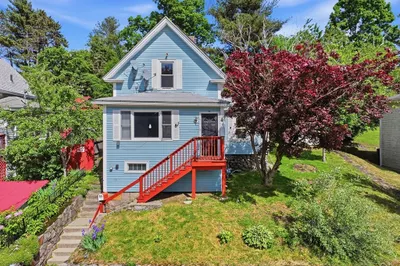 68 Brooks St 1