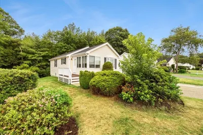 74 Crystal Water Drive #74 1