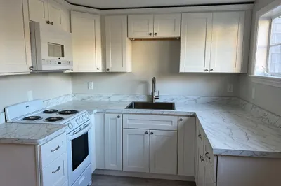 104 Pleasant St #7A
