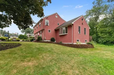 8 Indian Lane 1