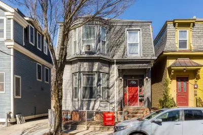 89 Plymouth St #1&2