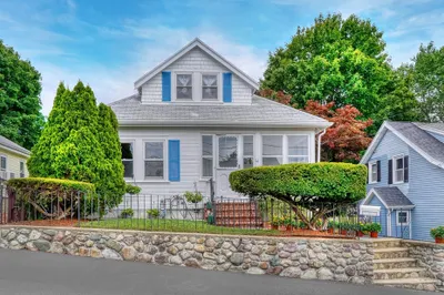 61 Fairfield St 1