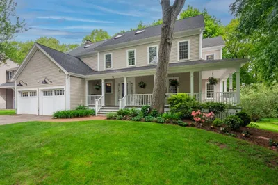 96 Richdale Rd 1