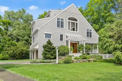 27 Schooner Ridge